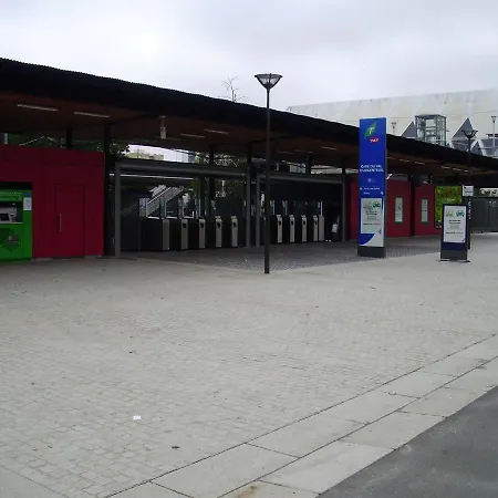 Superbe Gare Du Val