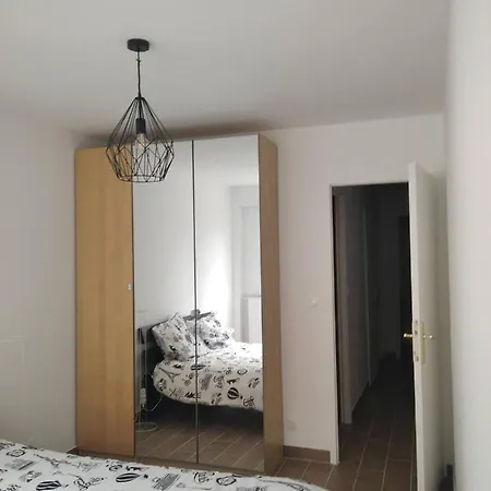Superbe Gare Du Val Appartement *
