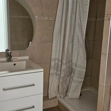 Superbe Gare Du Val Apartment